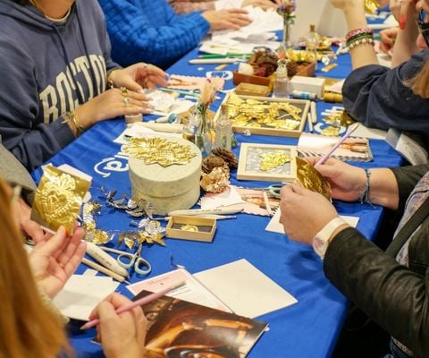 Atelier ex-voto sur le salon
