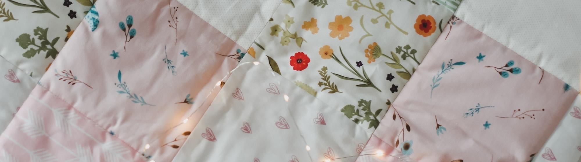 Couverture patchwork colorée