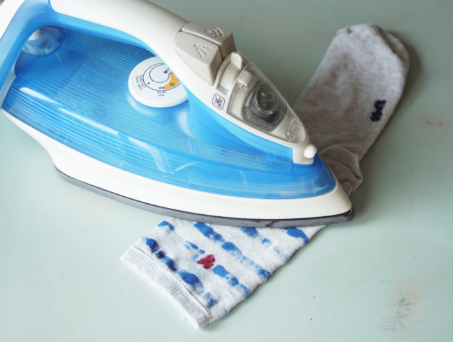 Step 5: DIY socks for Father's Day