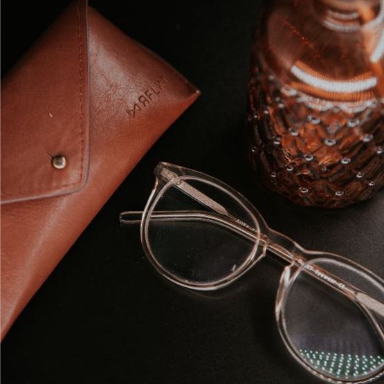Etui à lunettes en cuir