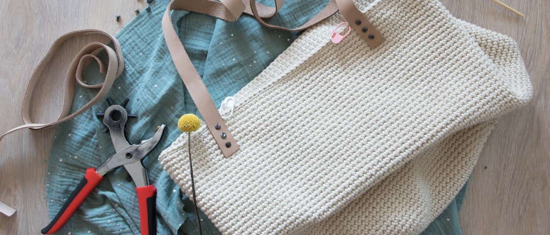 Handmade DIY crochet basket design materials: clip, leather handle,...