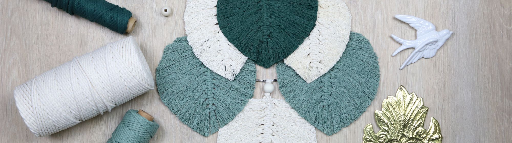 Feuilles en macramé 